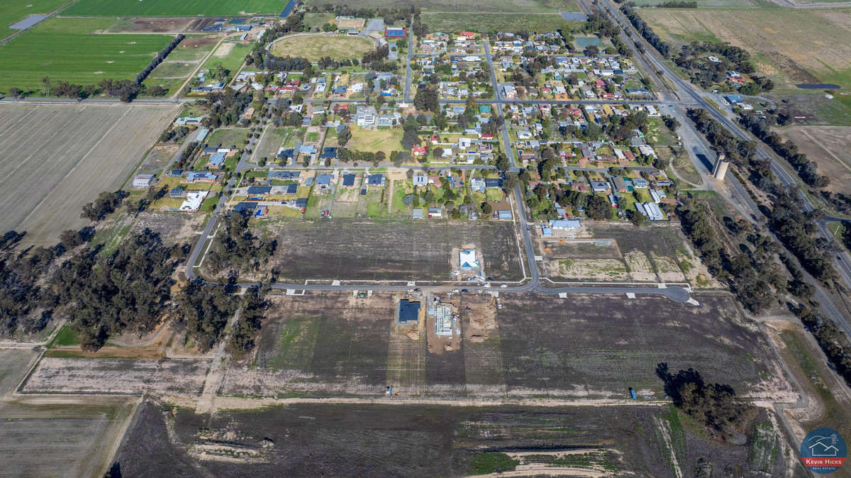 Parklands Estate, Tallygaroopna Kevin Hicks Real Estate