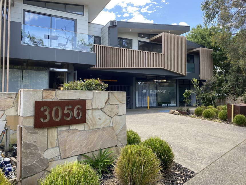 Property enquiry form background image