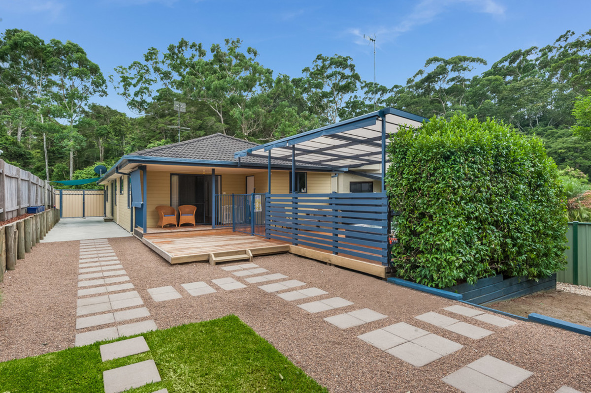 Property enquiry form background image