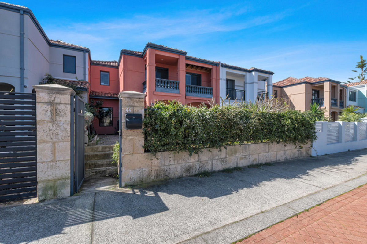 Property enquiry form background image