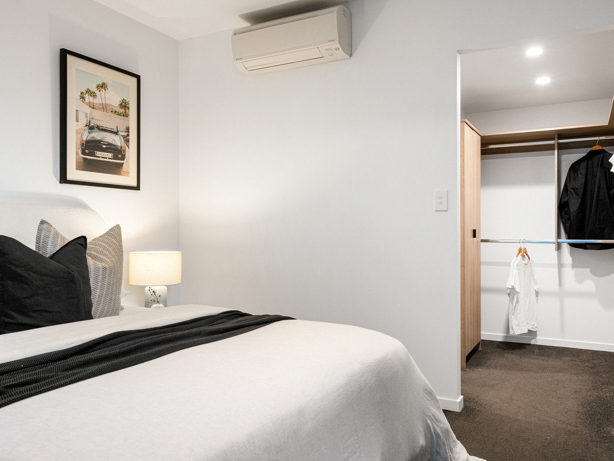 Discover Exceptional Living at Y43 in Teneriffe Gallery
