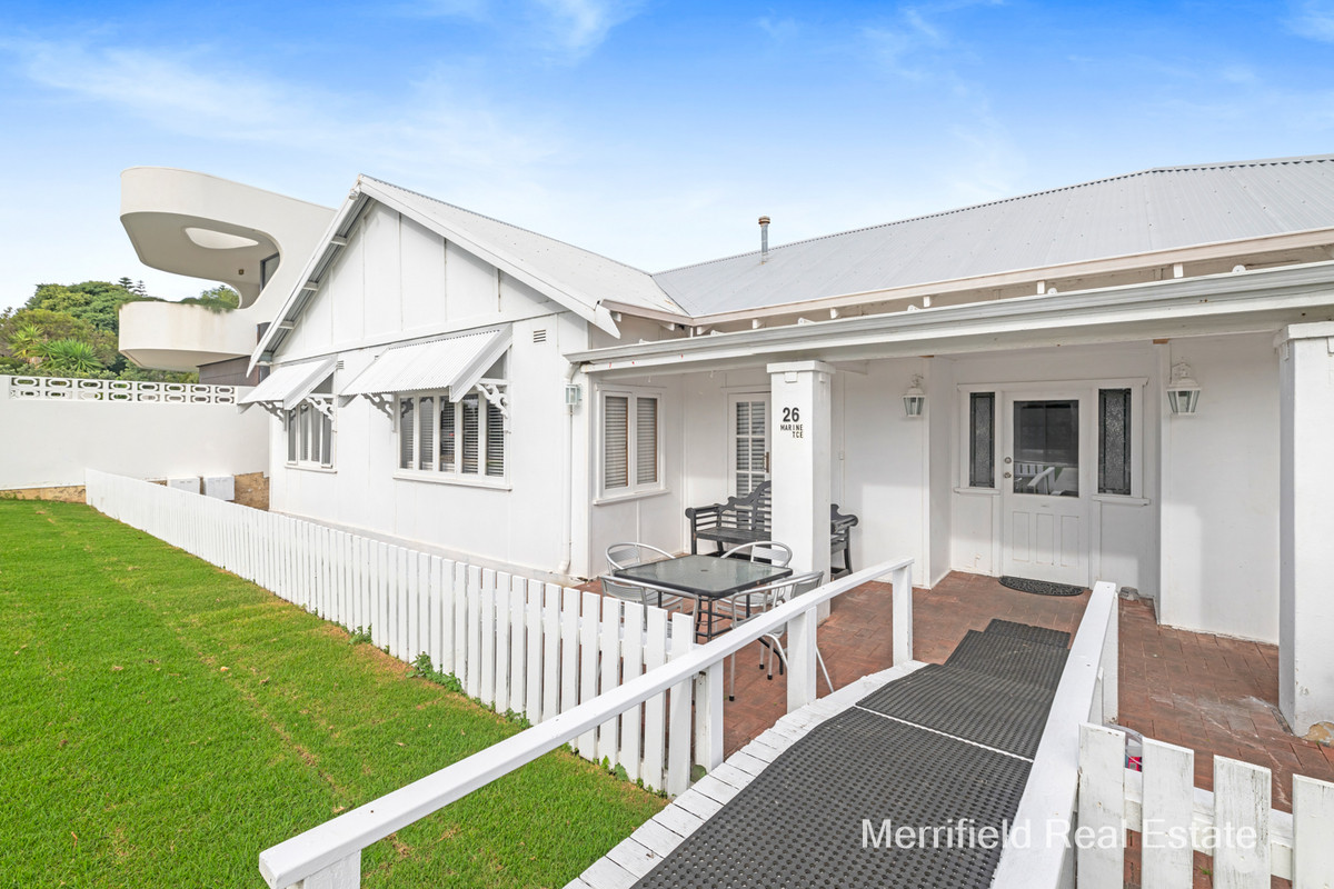 9 Middleton Road, Middleton Beach WA 6330