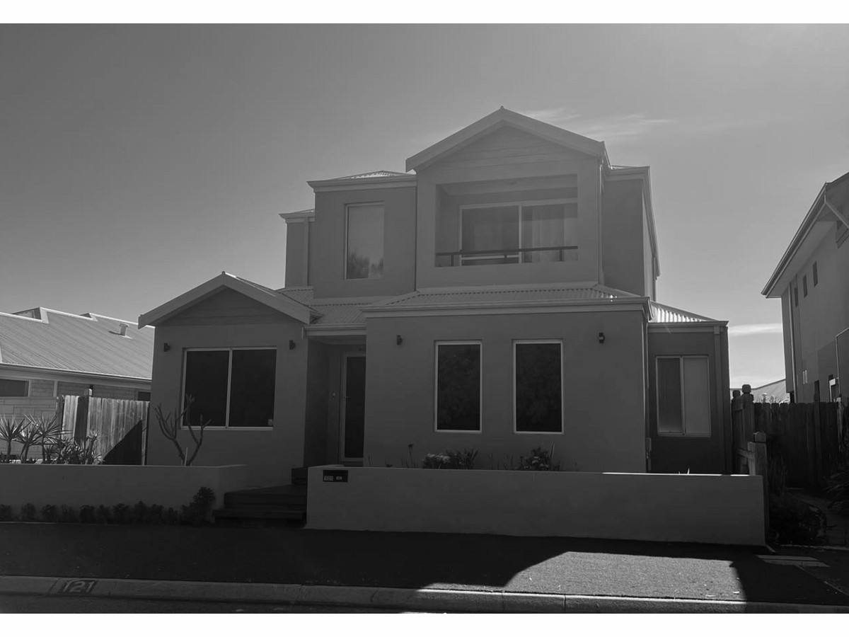 UNDER OFFER PRE LAUNCH, HIGH 600s EARLY 700s Coulson & Co Real