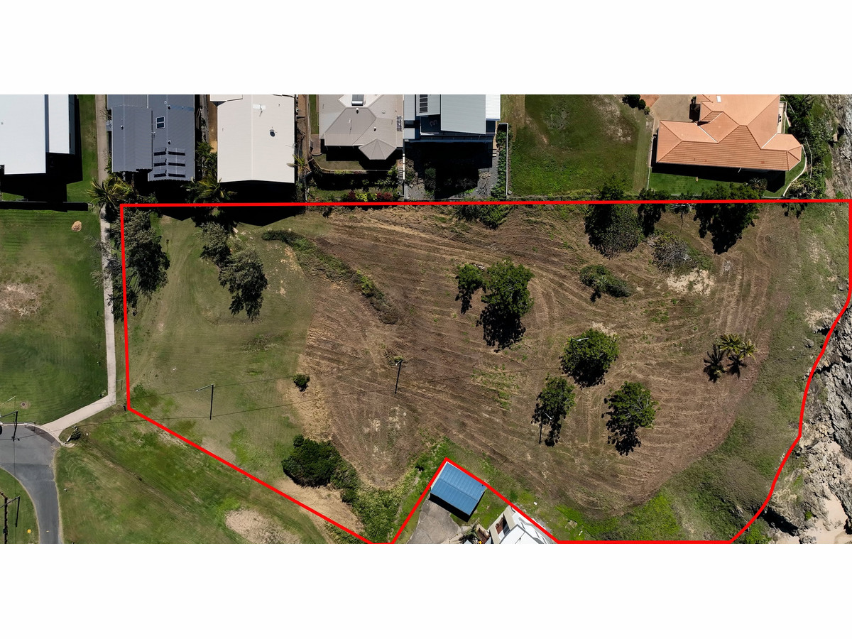 Rare Offering 9405m2 Ocean Front Land Pat O'Driscoll Real Estate