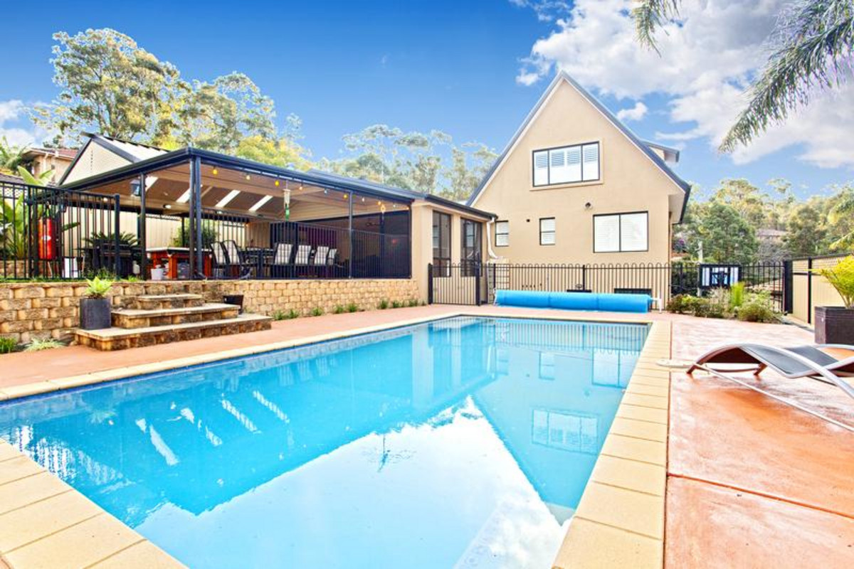 Property enquiry form background image