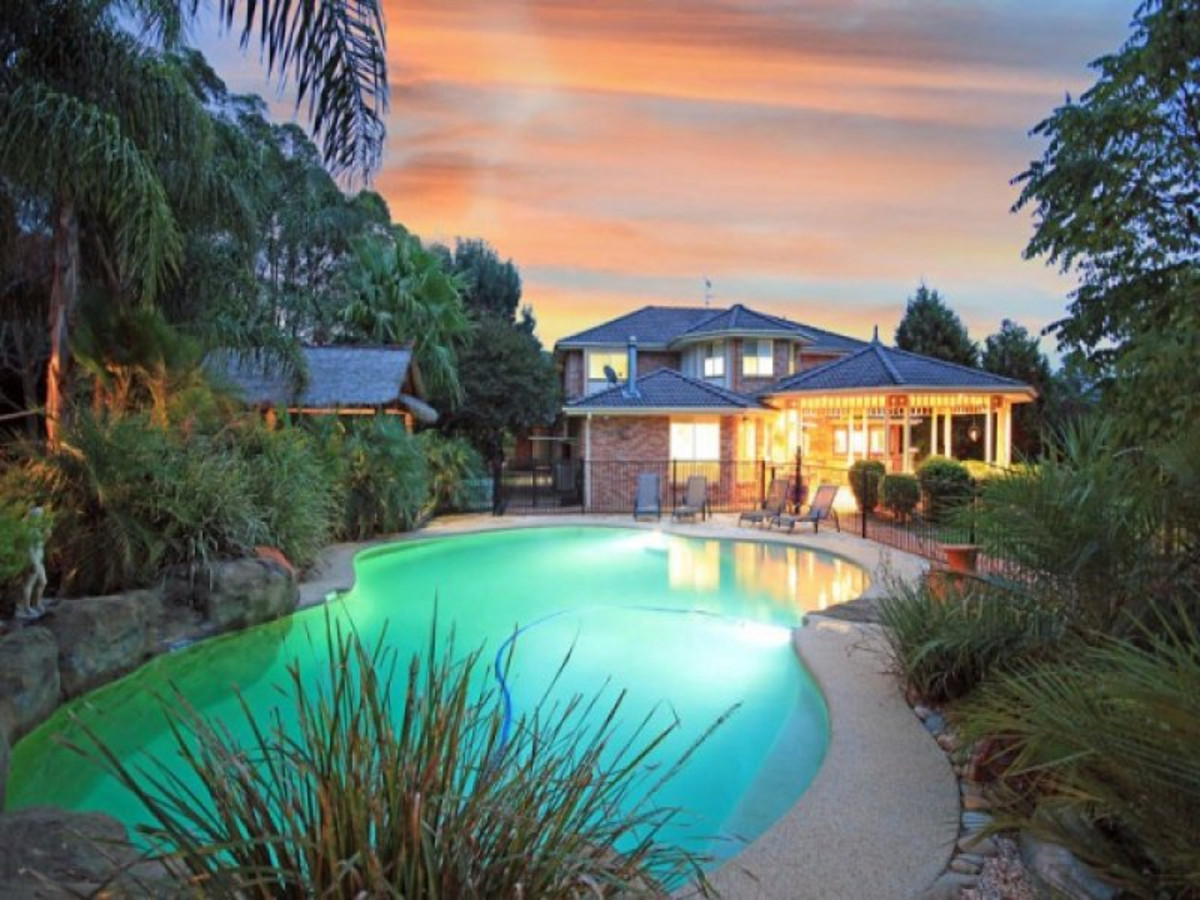Property enquiry form background image