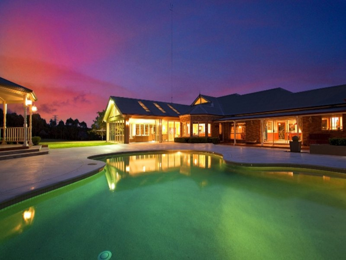 Property enquiry form background image