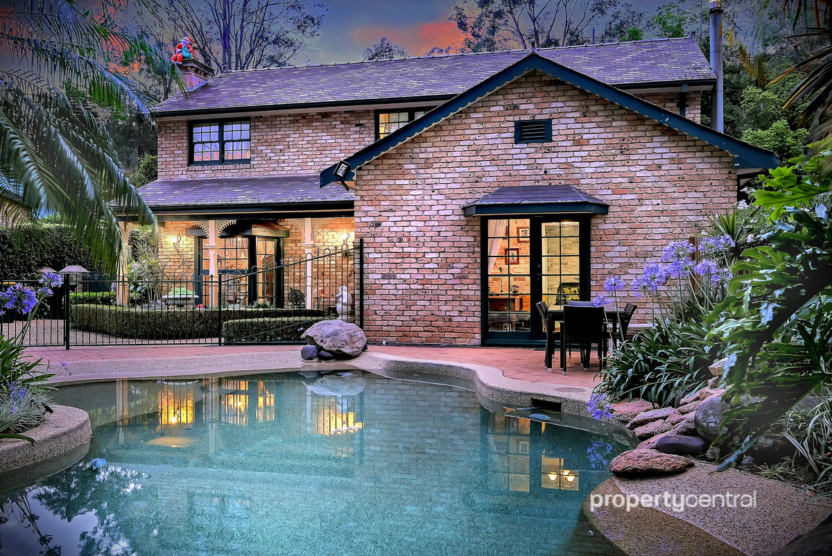 Property enquiry form background image