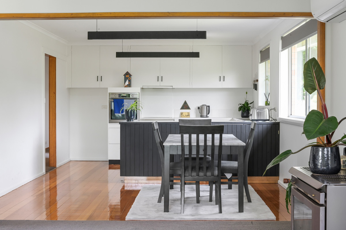 6 Caveside Road, Mole Creek, TAS, 7304 - Image 1