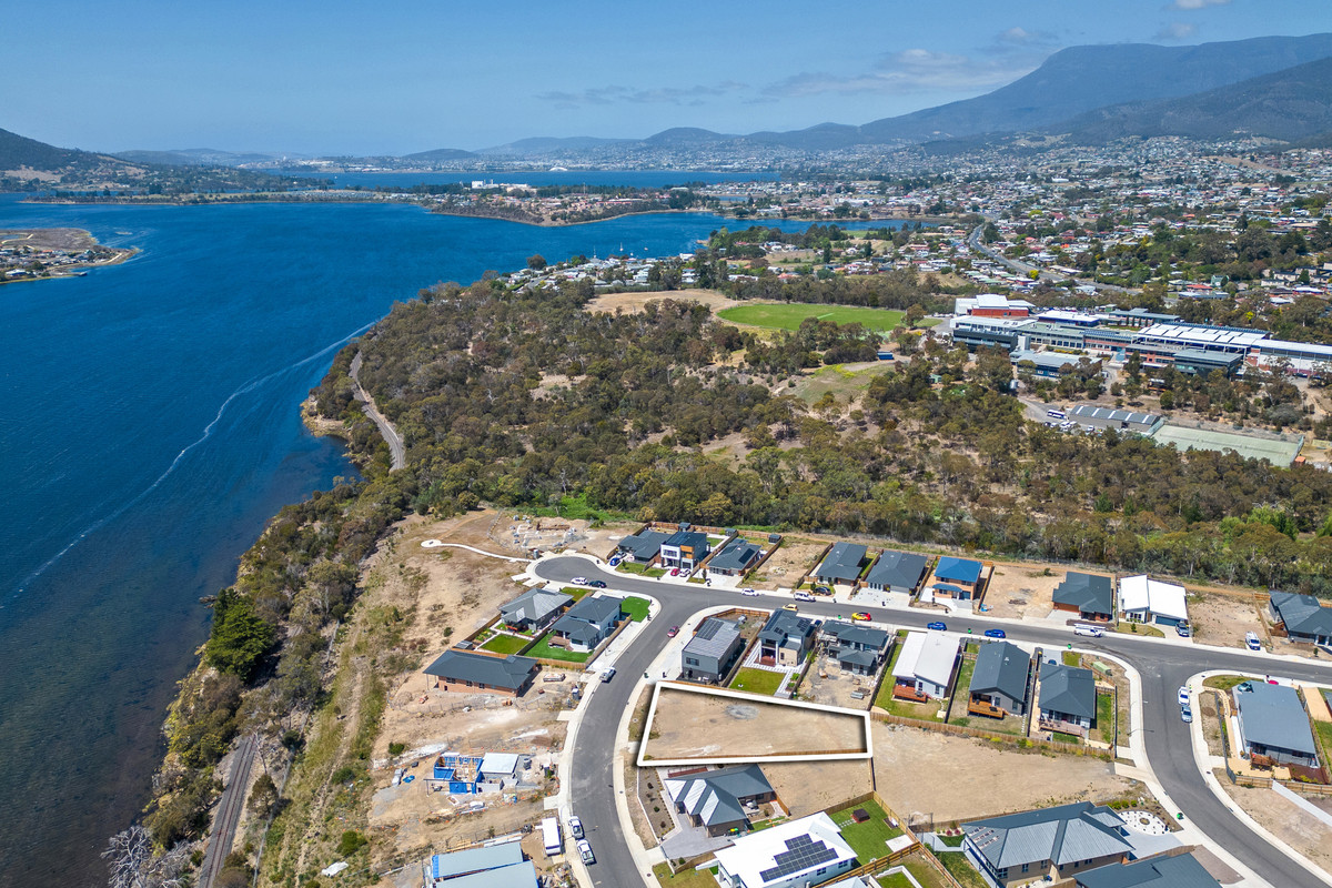 68 Whitestone Drive, Austins Ferry, TAS, 7011 - Image 1