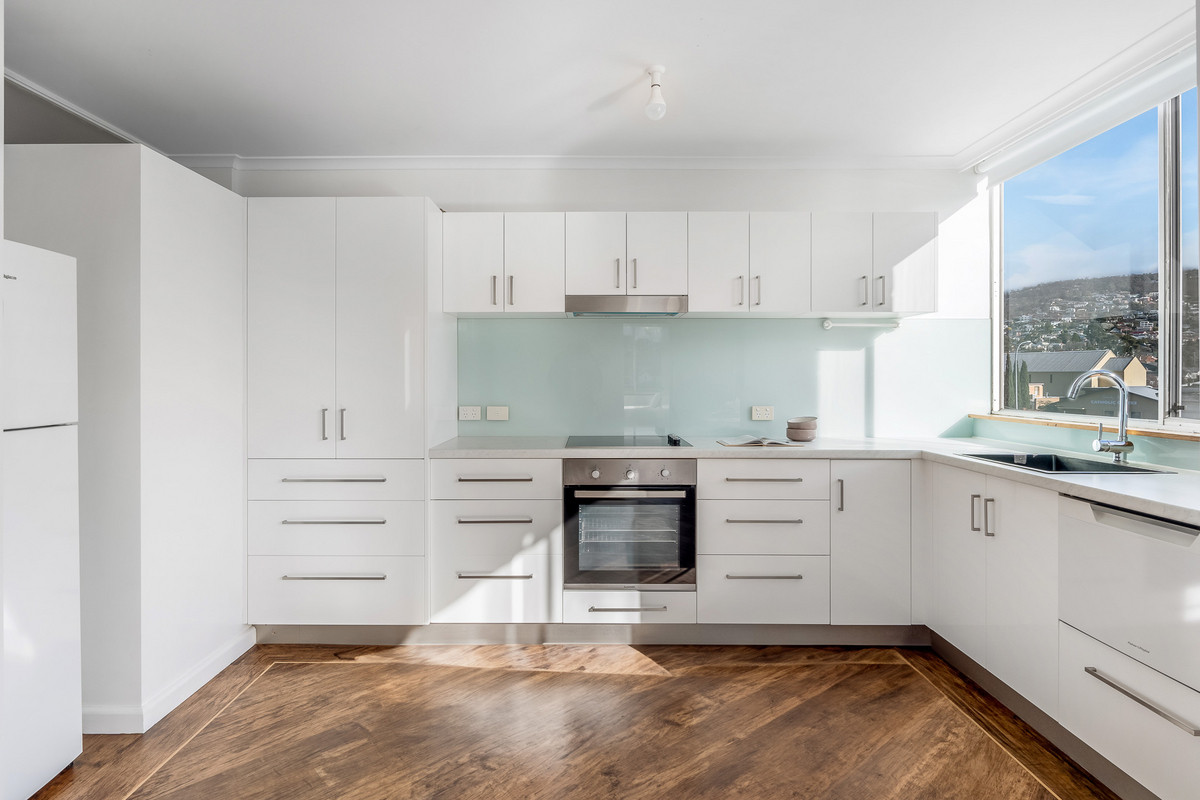 7/14 Ashfield Street, Sandy Bay, TAS, 7005 - Image 1