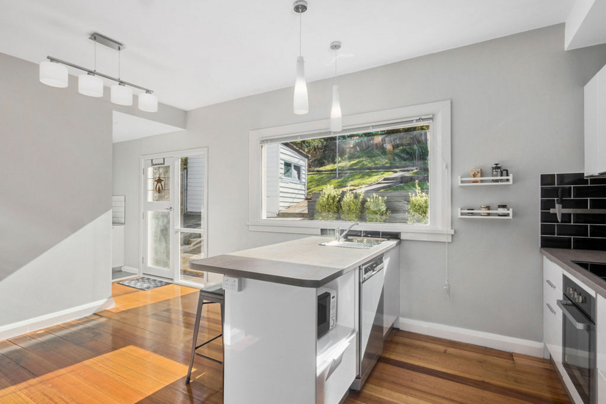 9 Cosgrove Avenue, South Hobart, TAS, 7004 - Image 4