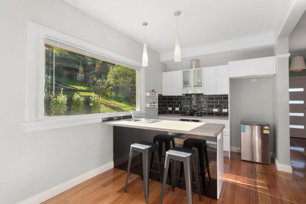 9 Cosgrove Avenue, South Hobart, TAS, 7004 - Image 3