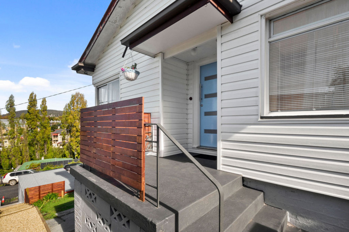 9 Cosgrove Avenue, South Hobart, TAS, 7004 - Image 10