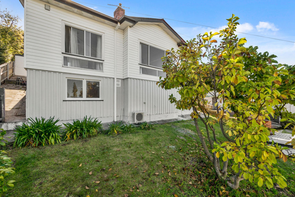 9 Cosgrove Avenue, South Hobart, TAS, 7004 - Image 12