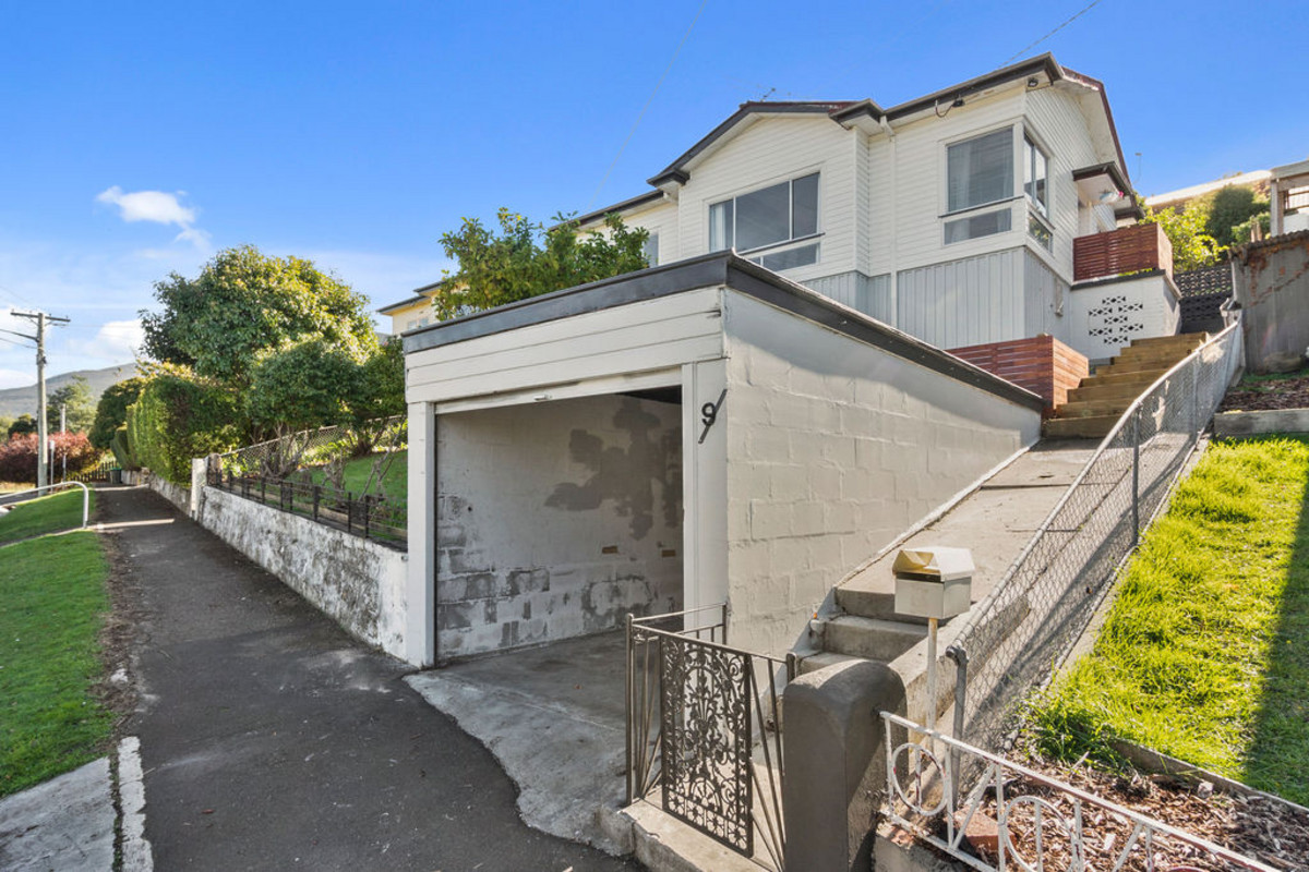 9 Cosgrove Avenue, South Hobart, TAS, 7004 - Image 11