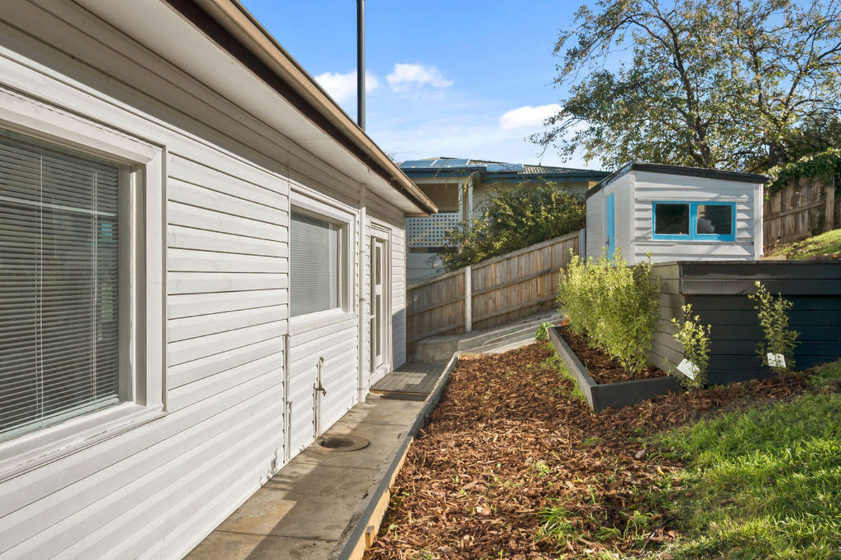 9 Cosgrove Avenue, South Hobart, TAS, 7004 - Image 13