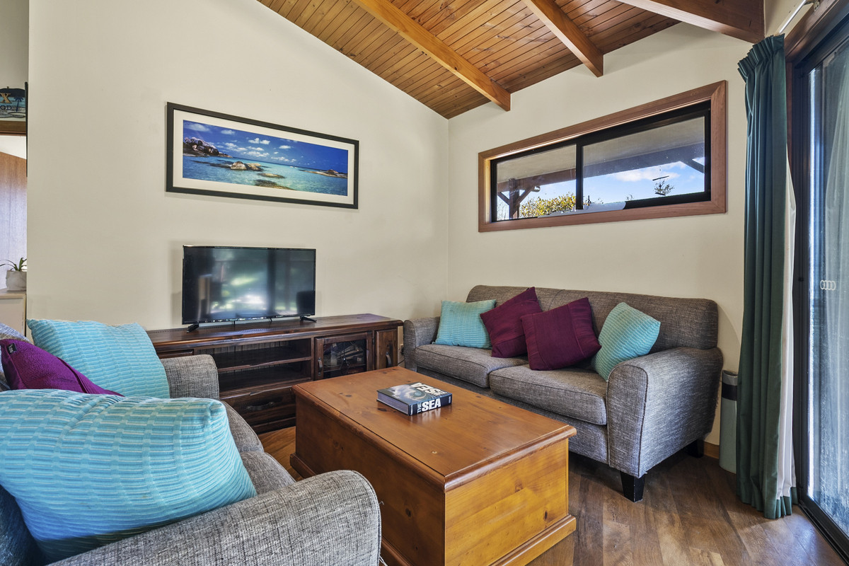 2 Strawberry Hill Court, Orford, TAS, 7190 - Image 32