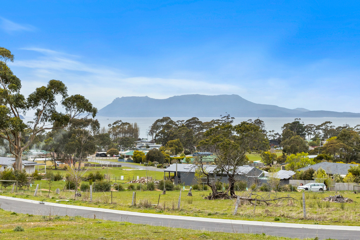 1/66 Alma Road, Orford, TAS, 7190 - Image 3