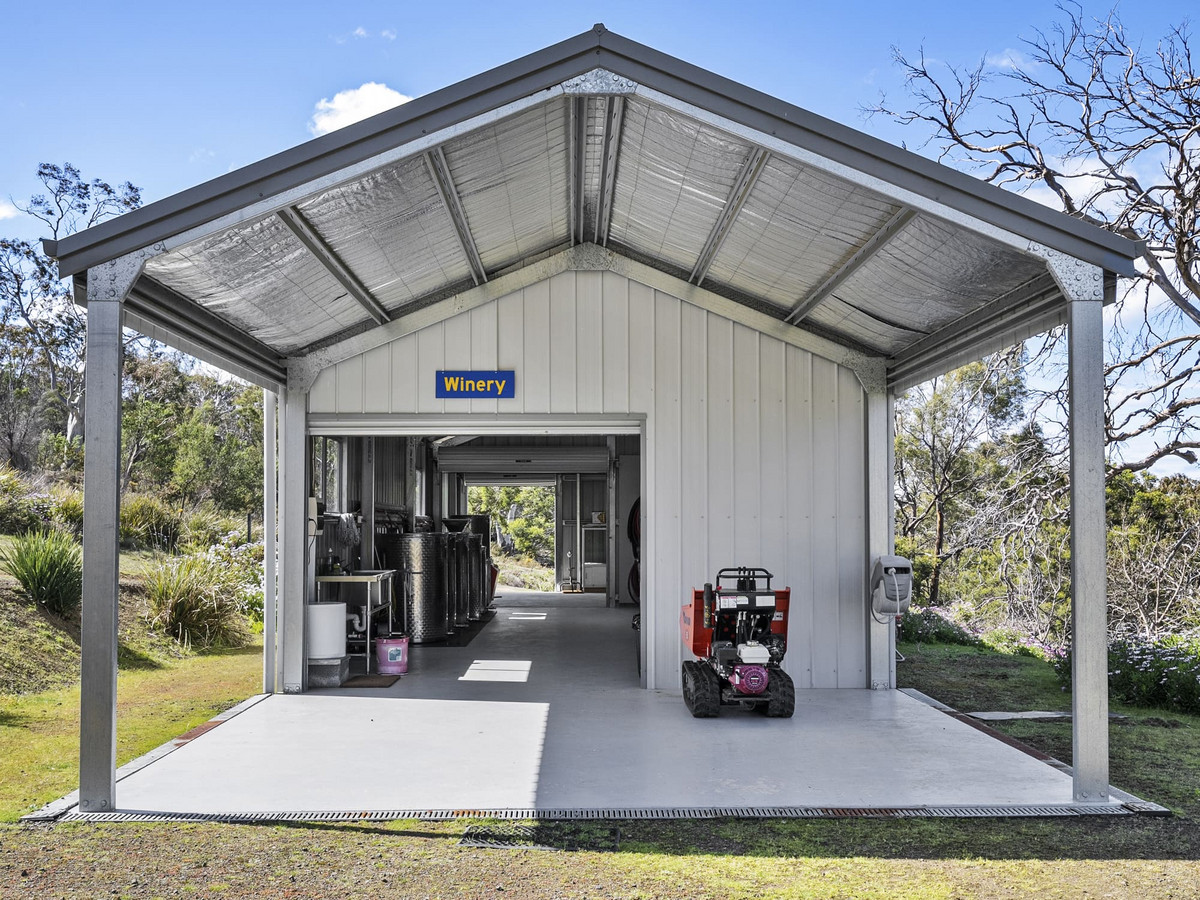 12 Addison Street, Swansea, TAS, 7190 - Image 25