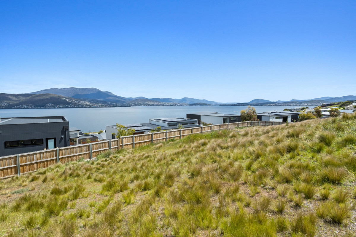 18 Bindara Road, Tranmere, TAS, 7018 - Image 1