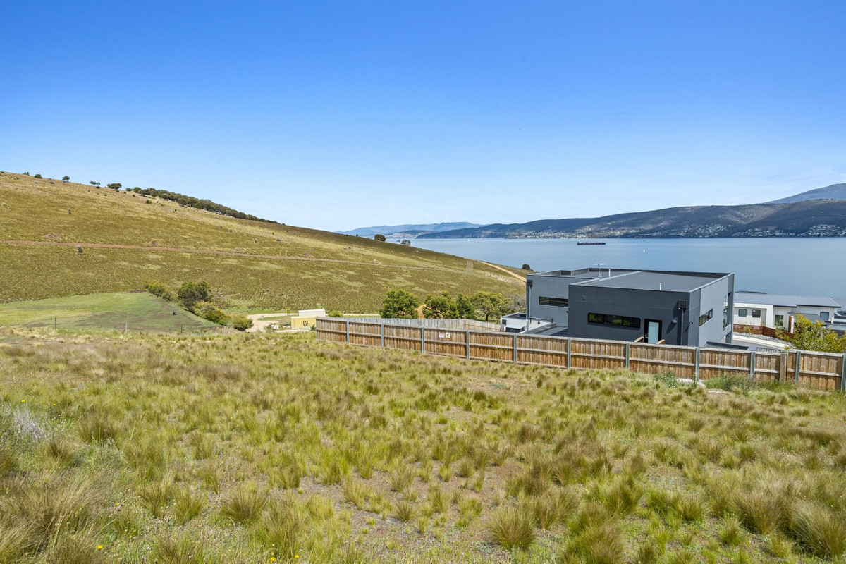 18 Bindara Road, Tranmere, TAS, 7018 - Image 5