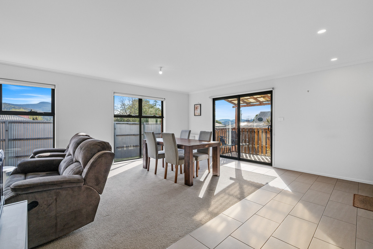 1/11 Flamenco Circle, Glenorchy, TAS, 7010 - Image 9