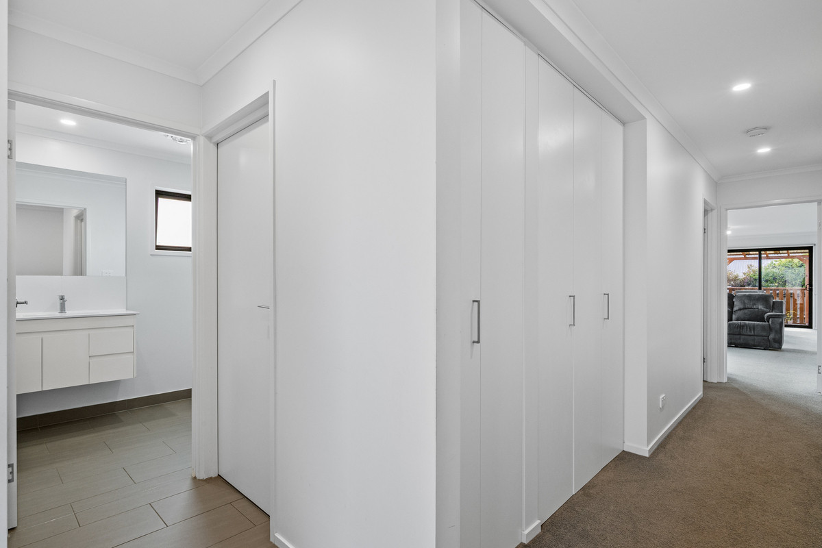 1/11 Flamenco Circle, Glenorchy, TAS, 7010 - Image 19