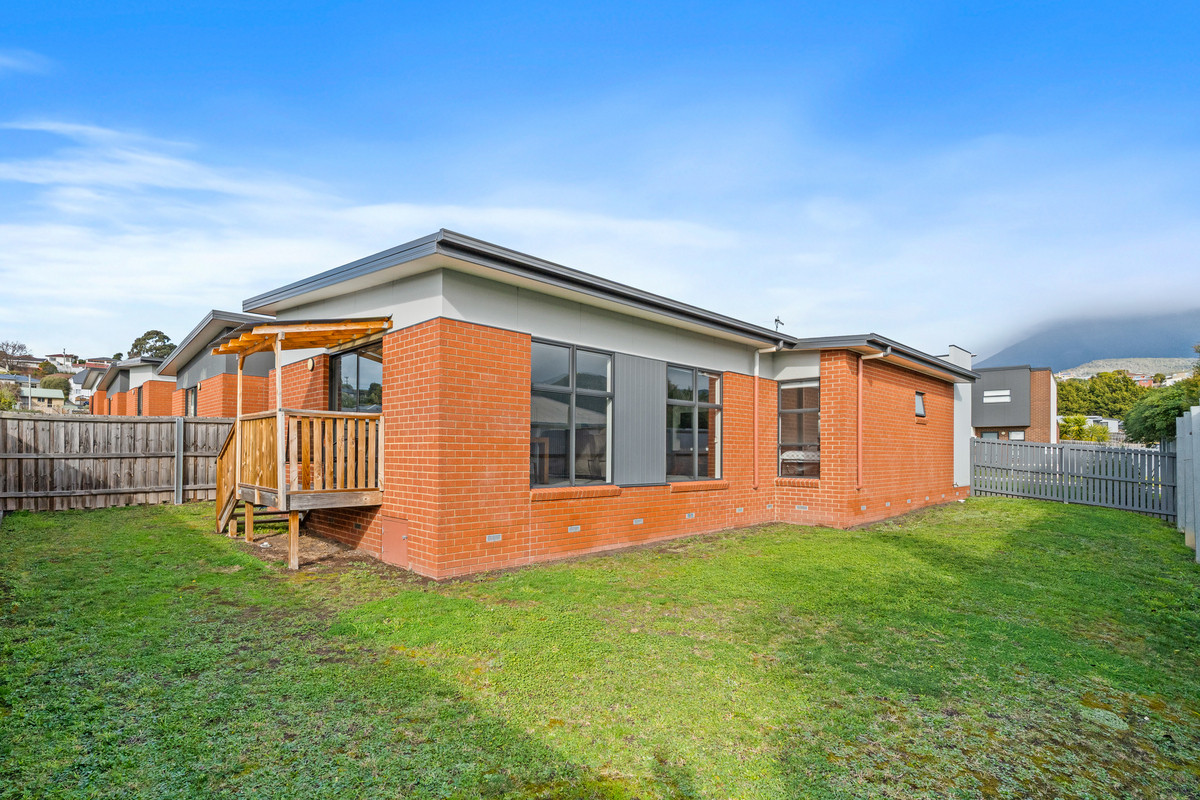 1/11 Flamenco Circle, Glenorchy, TAS, 7010 - Image 23