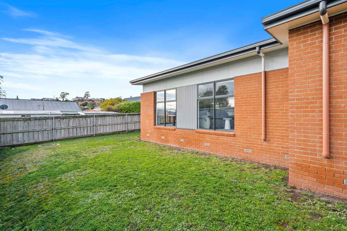 1/11 Flamenco Circle, Glenorchy, TAS, 7010 - Image 24