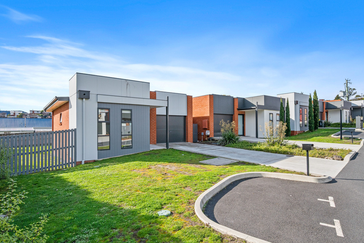 1/11 Flamenco Circle, Glenorchy, TAS, 7010 - Image 25