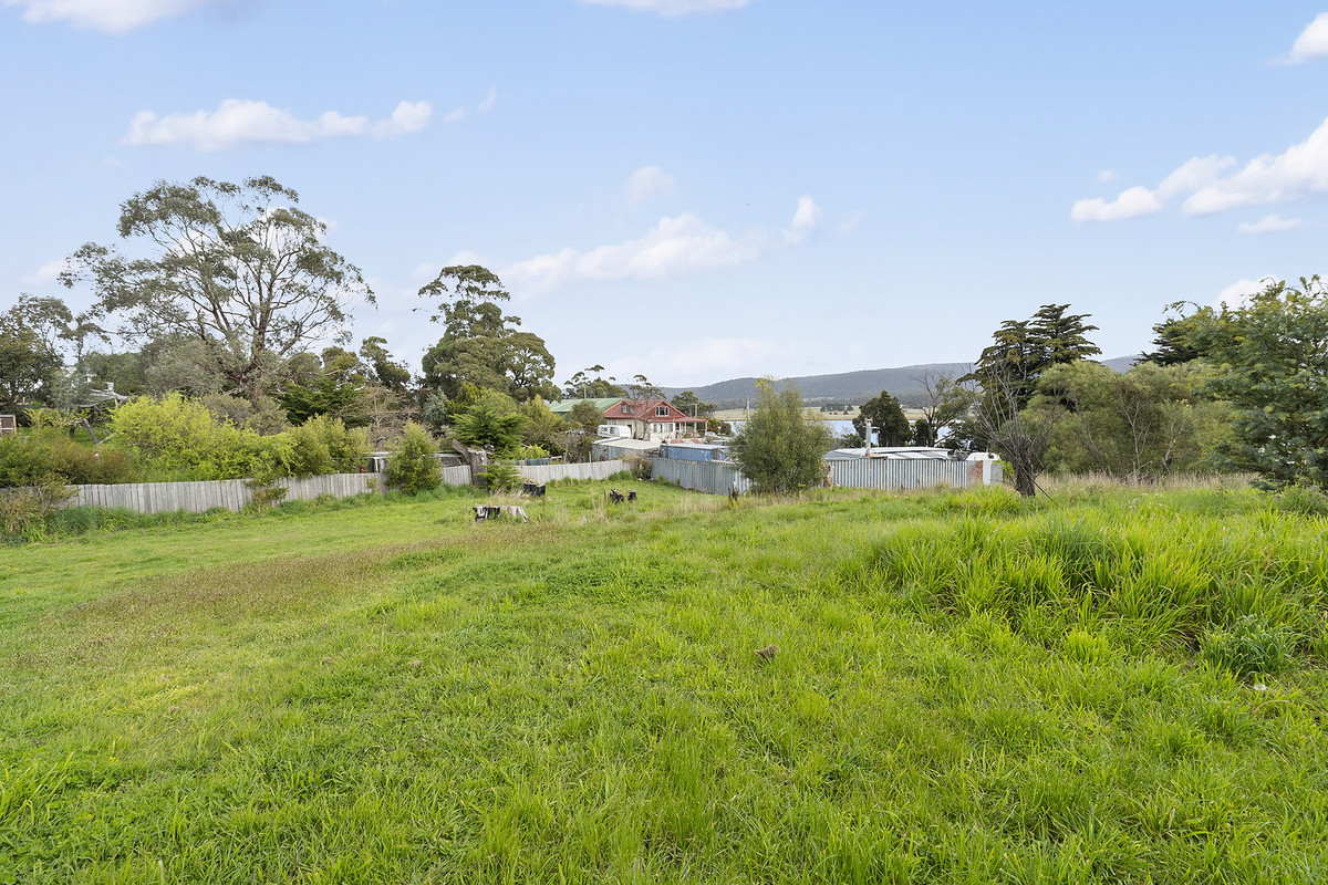 19 Esplanade East, Triabunna, TAS, 7190 - Image 4