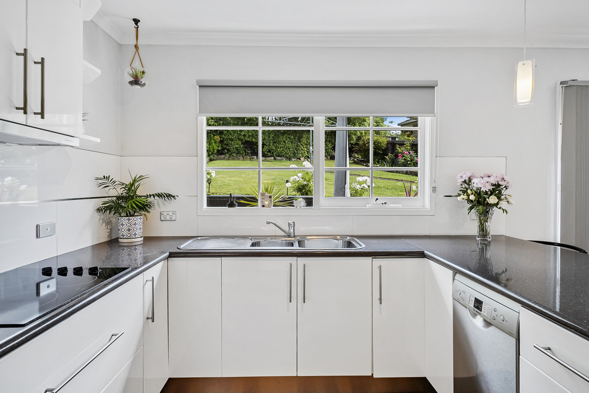 68 Suncoast Drive, Blackmans Bay, TAS, 7052 - Image 6