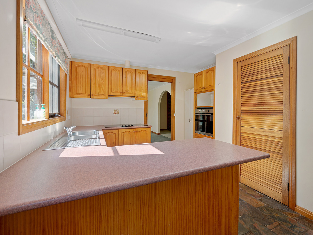 9 Highfield Road, Ambleside, TAS, 7310 - Image 5