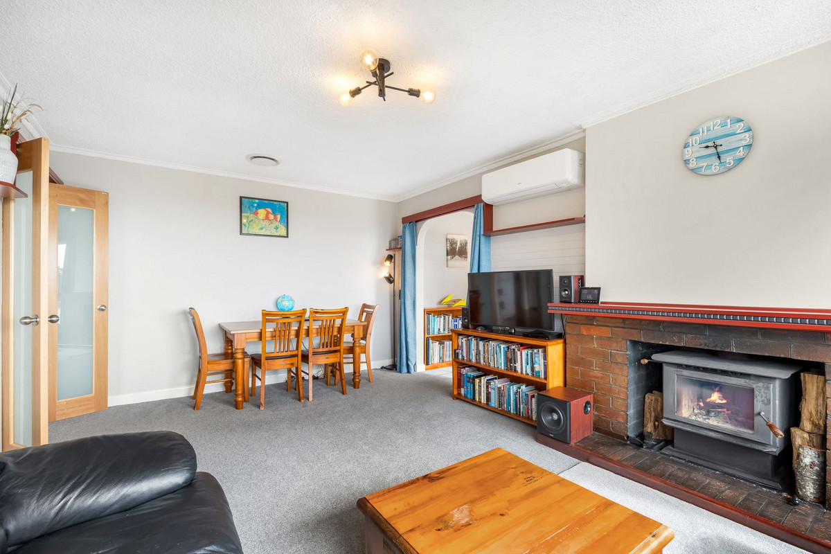 22 Curtis Avenue, South Hobart, TAS, 7004 - Image 8