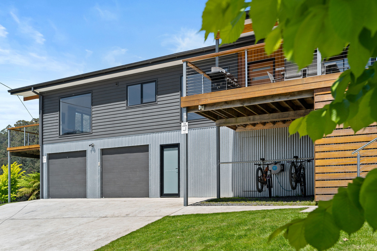 4 Cascade Dam Road, Derby, TAS, 7264 - Image 1