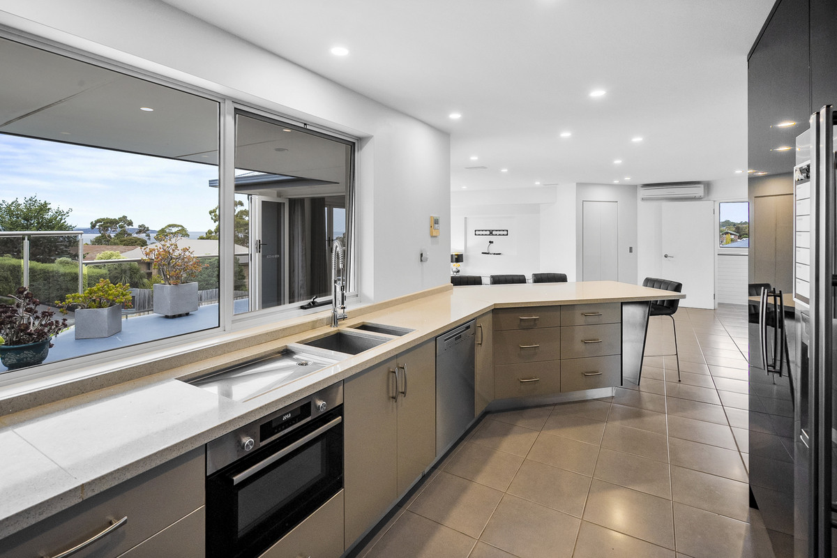 38-40 Hillside Drive, Blackmans Bay, TAS, 7052 - Image 13
