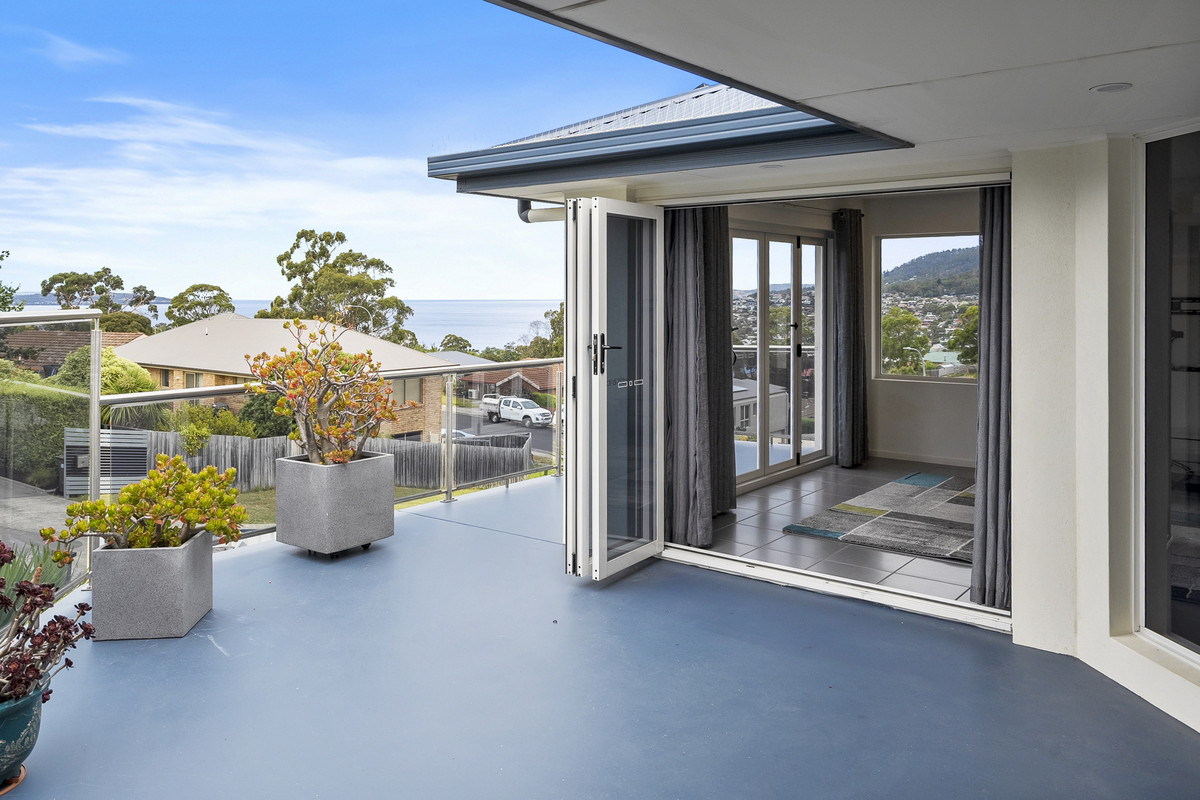 38-40 Hillside Drive, Blackmans Bay, TAS, 7052 - Image 10