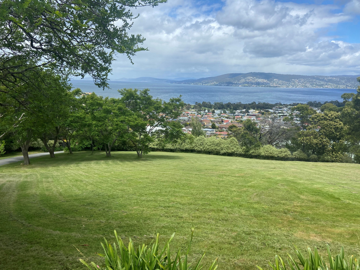 18 Newhaven Drive, Howrah, TAS, 7018 - Image 3