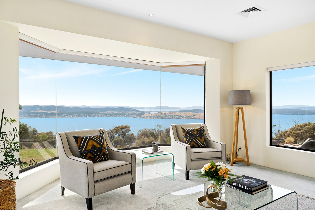 39 Broughton Avenue, Mount Nelson, TAS, 7007 - Image 1