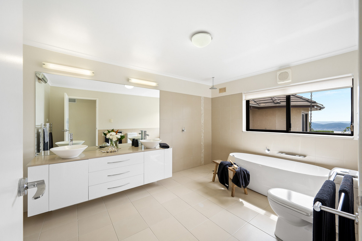 39 Broughton Avenue, Mount Nelson, TAS, 7007 - Image 21