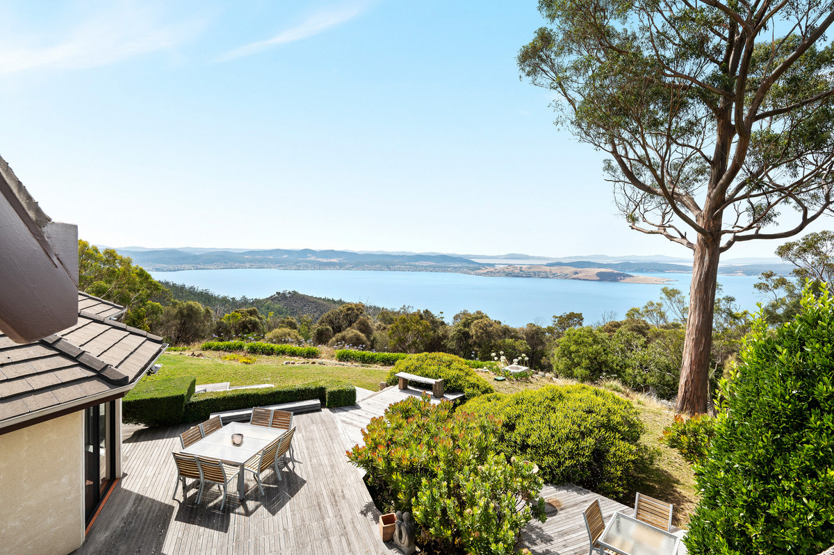 39 Broughton Avenue, Mount Nelson, TAS, 7007 - Image 3