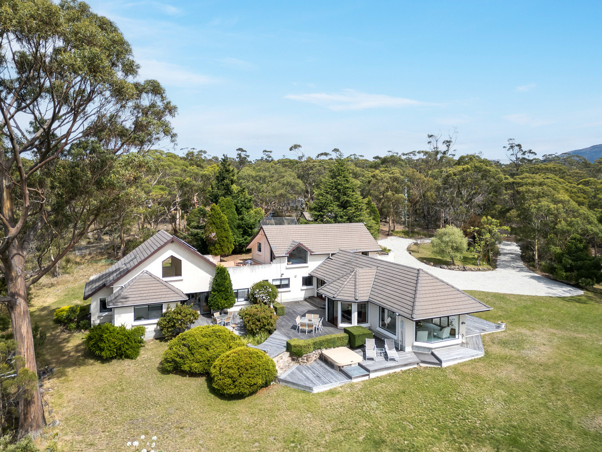 39 Broughton Avenue, Mount Nelson, TAS, 7007 - Image 2