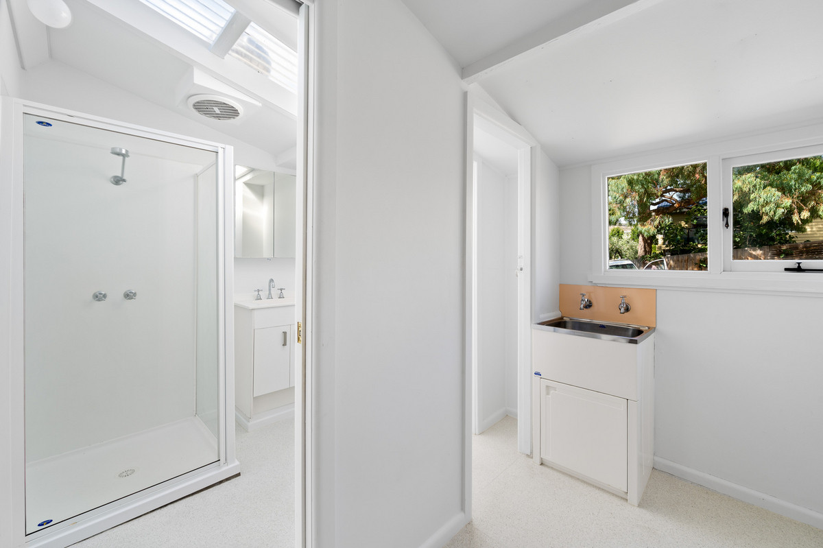 10-12 Byron Street, Sandy Bay, TAS, 7005 - Image 18