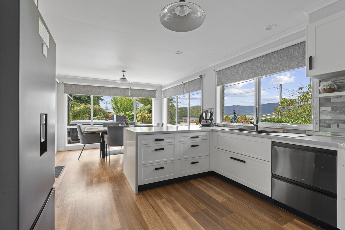 13 Cameron Street, Scottsdale, TAS, 7260 - Image 6