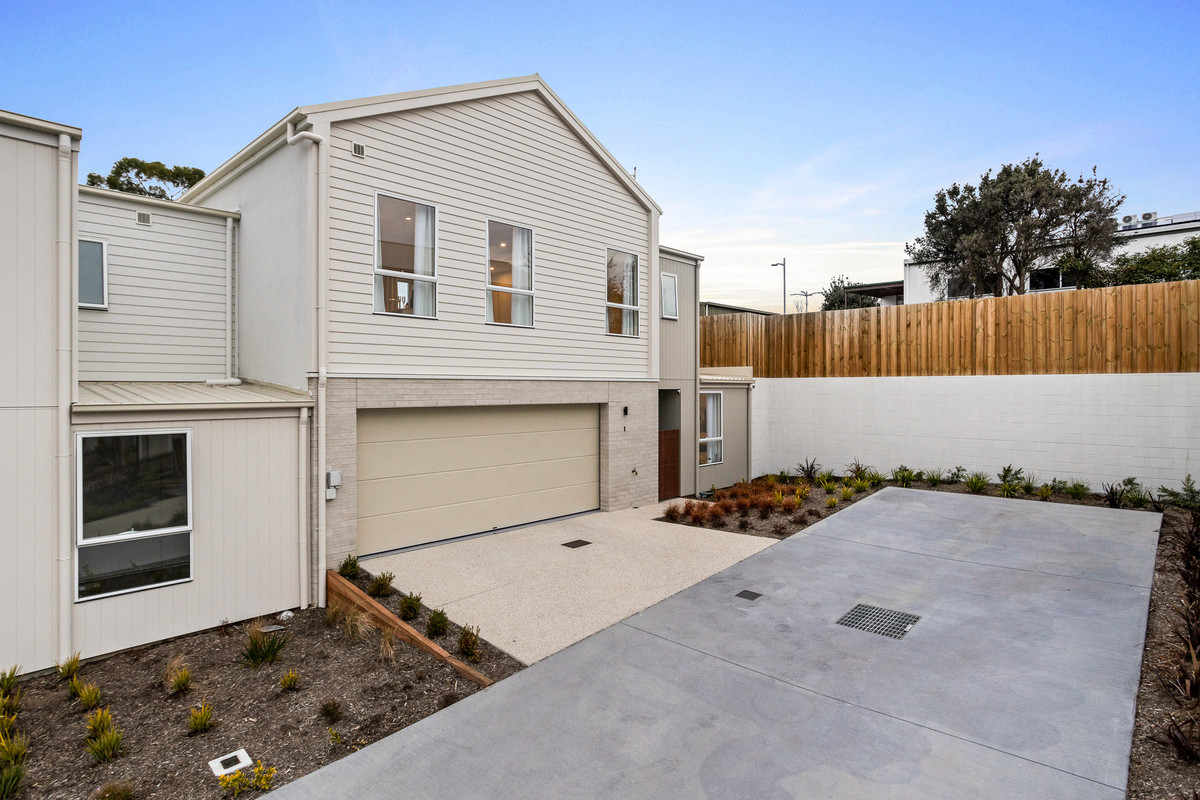 1 Goshawk Way, Kingston, TAS, 7050 - Image 1