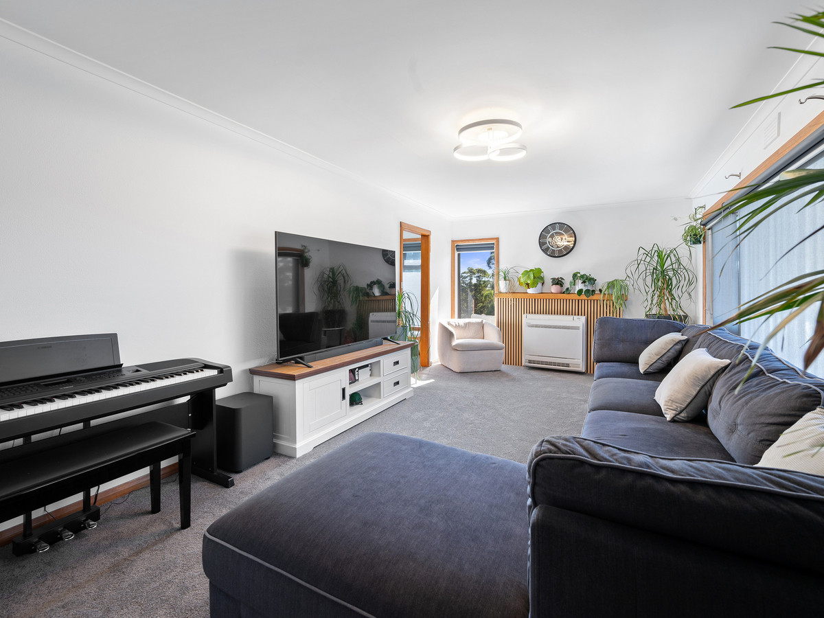 5 Pine Place, Devonport, TAS, 7310 - Image 2