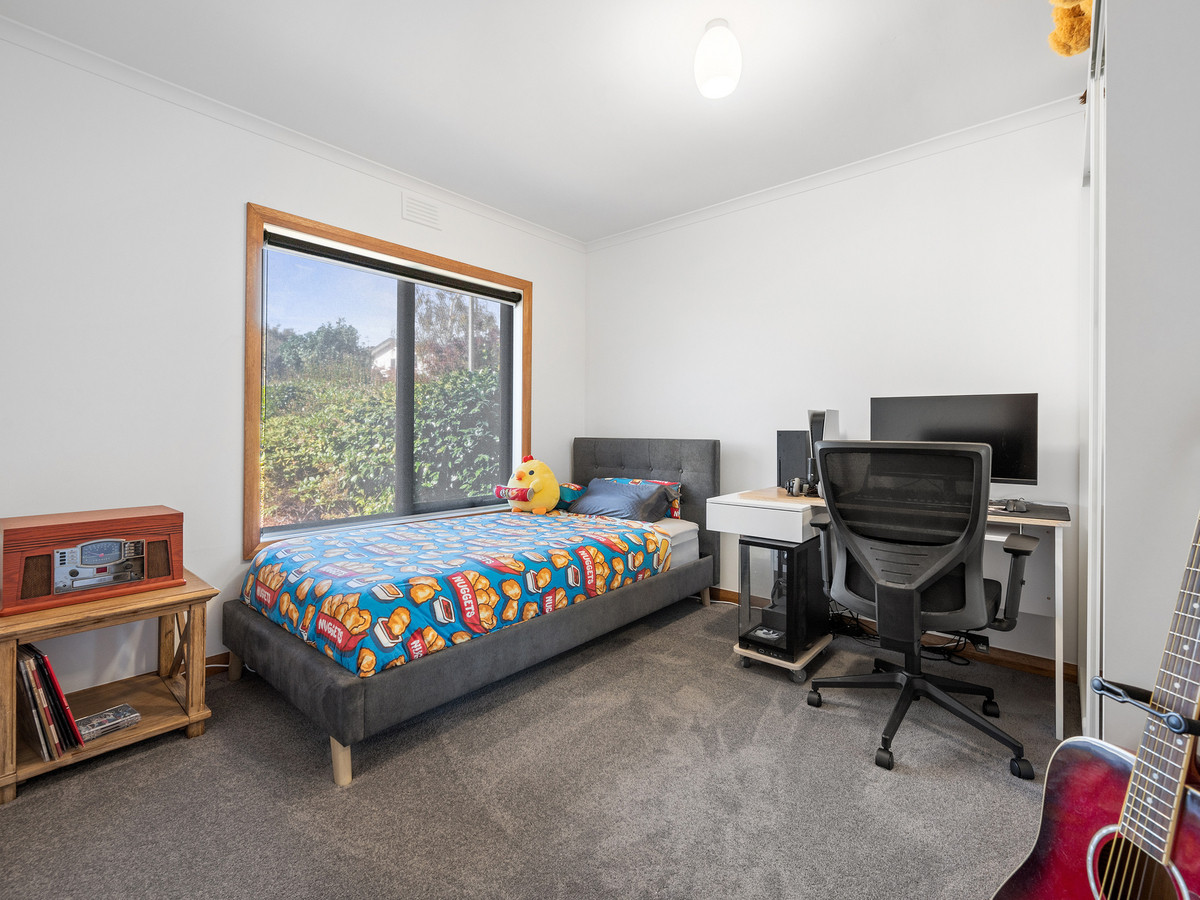 5 Pine Place, Devonport, TAS, 7310 - Image 8