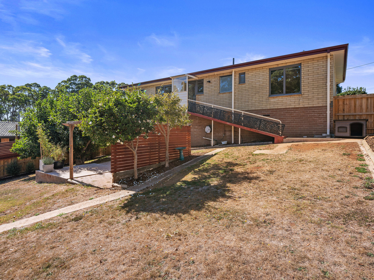 5 Pine Place, Devonport, TAS, 7310 - Image 12