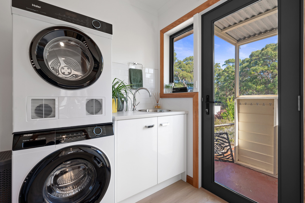 5 Pine Place, Devonport, TAS, 7310 - Image 10